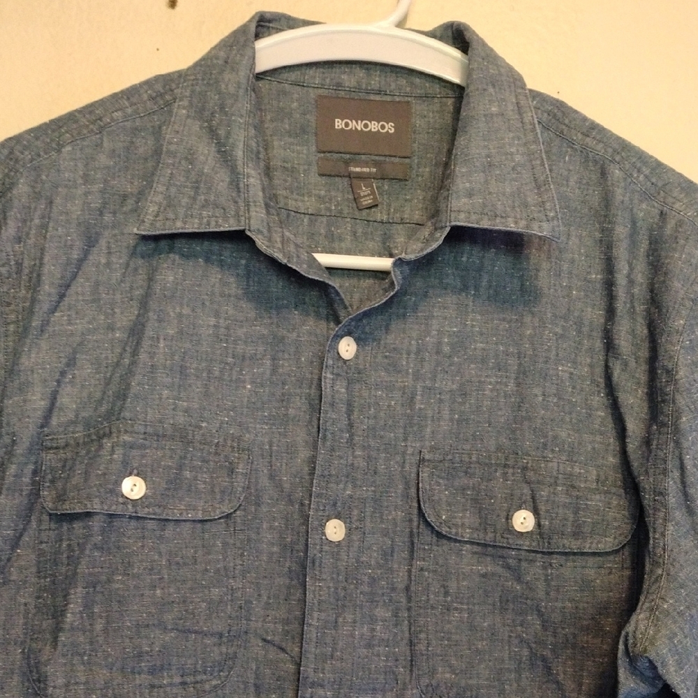 Bonobos Blue Chambray Casual Button Down Shirt